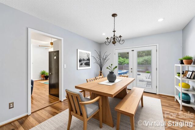 8417 Rolling Hills Avenue, Hickory, NC 28602