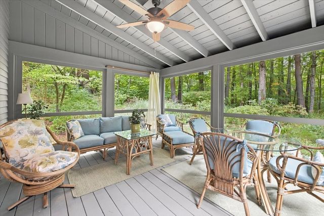 52 W Elm St, Hopkinton, MA 01748