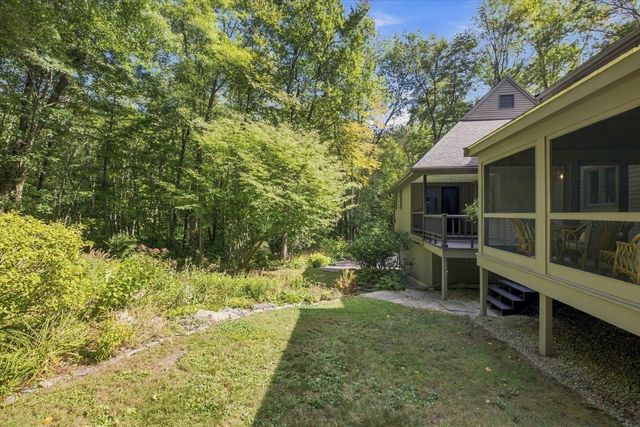 52 W Elm St, Hopkinton, MA 01748