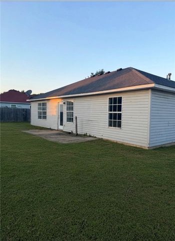 1333 White River Road, Elkins, AR 72727