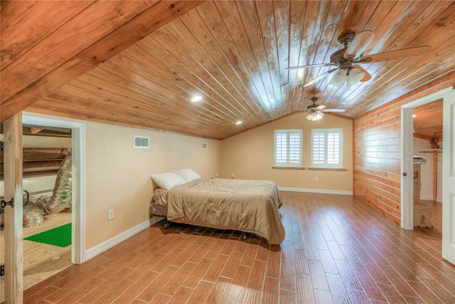 120 Harbor Light Drive, Livingston, TX 77351