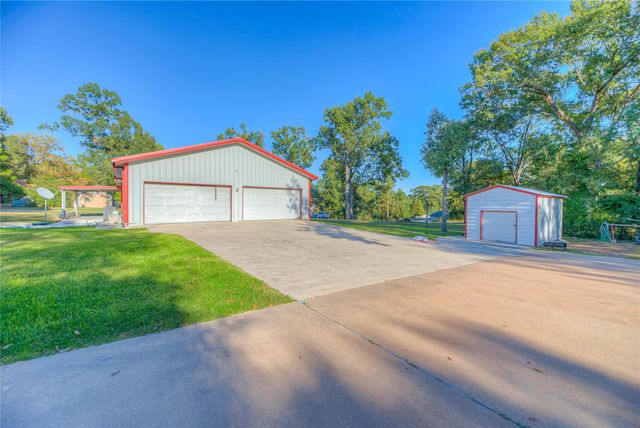 120 Harbor Light Drive, Livingston, TX 77351