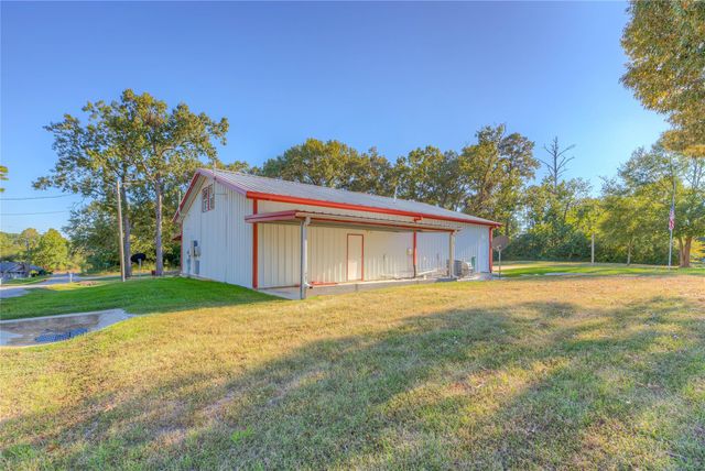 120 Harbor Light Drive, Livingston, TX 77351