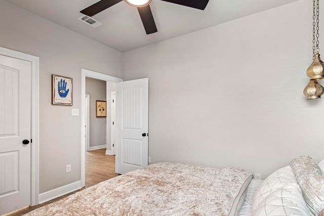 222 Campfire Cove, Freeport, FL 32439