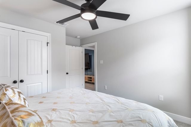 222 Campfire Cove, Freeport, FL 32439