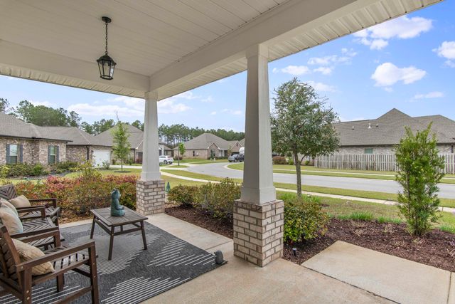 222 Campfire Cove, Freeport, FL 32439