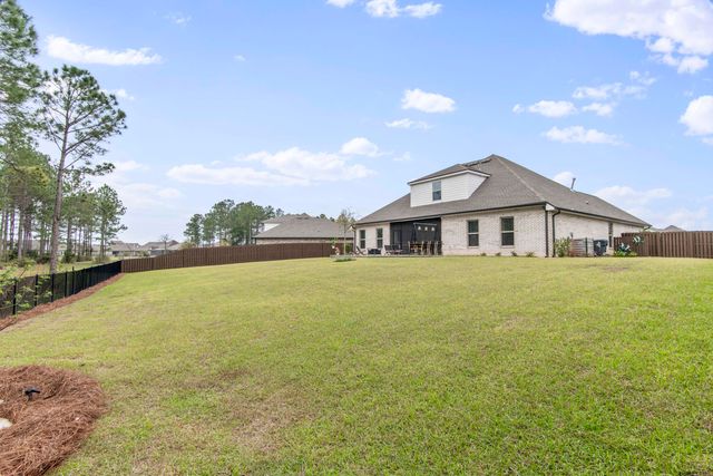 222 Campfire Cove, Freeport, FL 32439