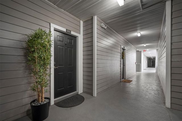 800 S DAKOTA AVENUE 221, Tampa, FL 33606