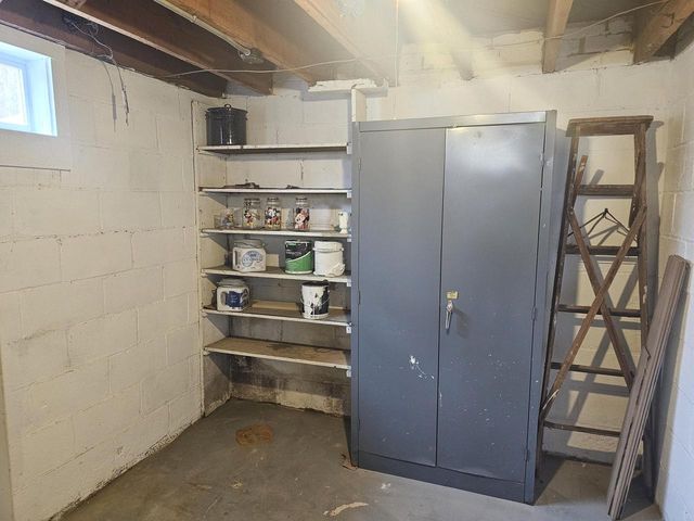 1218 S 10th STREET, Manitowoc, WI 54220