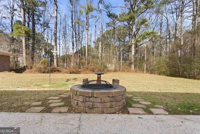 196 Lakeridge Drive, Temple, GA 30179