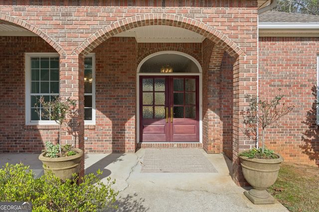 196 Lakeridge Drive, Temple, GA 30179