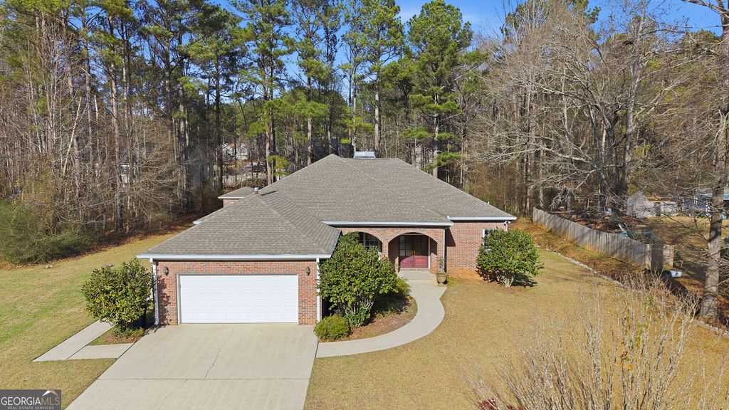 196 Lakeridge Drive, Temple, GA 30179