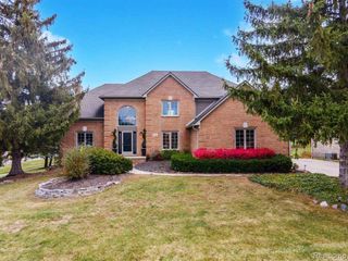 54888 Ridgeview Drive, Shelby Charter Township, MI 48316
