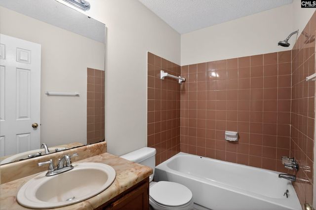 251 Pear Tree Circle, Hopkins, SC 29061
