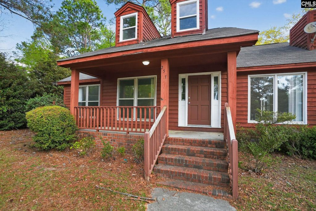 251 Pear Tree Circle, Hopkins, SC 29061