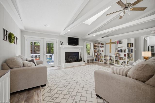 1832 Woodland RD, Suffolk, VA 23436