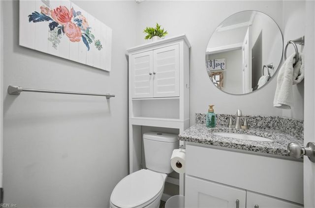 1832 Woodland RD, Suffolk, VA 23436