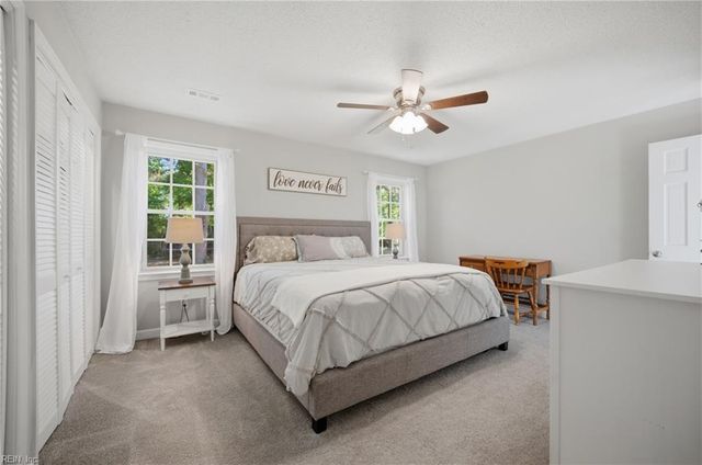 1832 Woodland RD, Suffolk, VA 23436