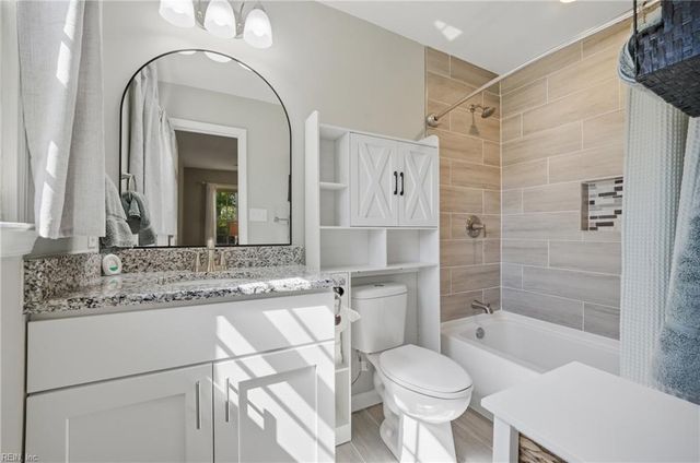 1832 Woodland RD, Suffolk, VA 23436