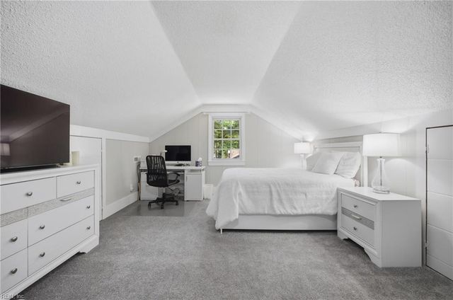 1832 Woodland RD, Suffolk, VA 23436