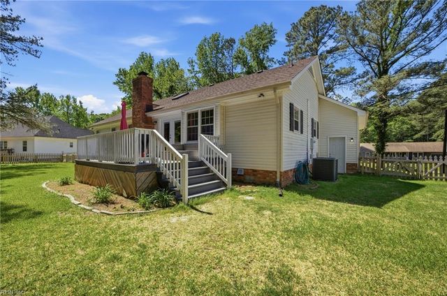 1832 Woodland RD, Suffolk, VA 23436