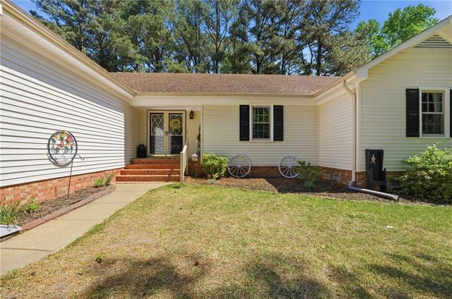 1832 Woodland RD, Suffolk, VA 23436