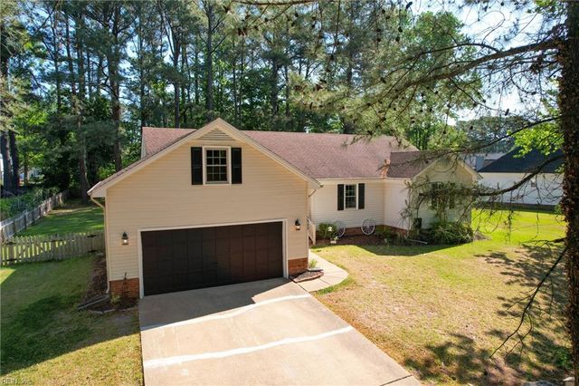 1832 Woodland RD, Suffolk, VA 23436