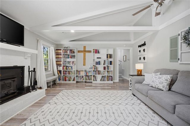 1832 Woodland RD, Suffolk, VA 23436