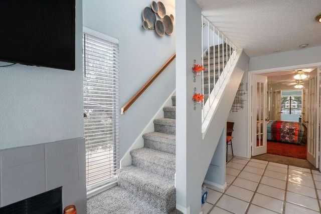 2300 Bamboo Drive N211, Arlington, TX 76006
