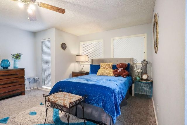 2300 Bamboo Drive N211, Arlington, TX 76006