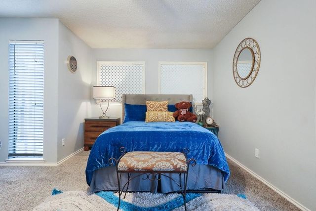 2300 Bamboo Drive N211, Arlington, TX 76006