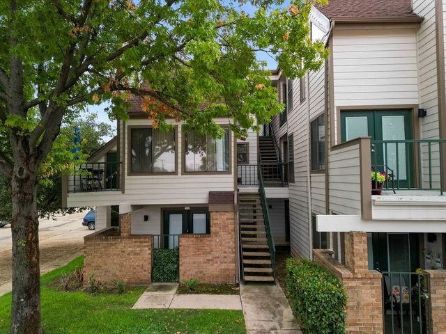 2300 Bamboo Drive N211, Arlington, TX 76006