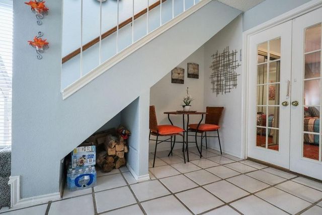 2300 Bamboo Drive N211, Arlington, TX 76006