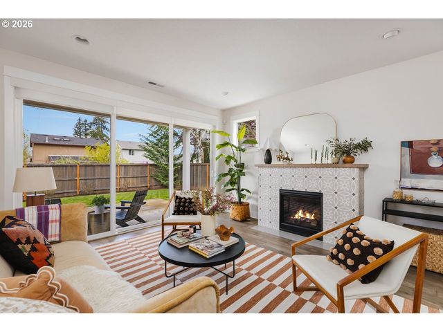 5807 Se TOLMAN St, Portland, OR 97206