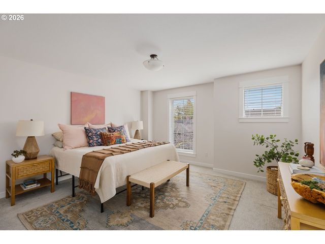 5807 Se TOLMAN St, Portland, OR 97206