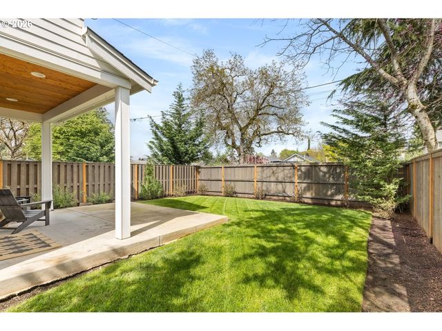 5807 Se TOLMAN St, Portland, OR 97206