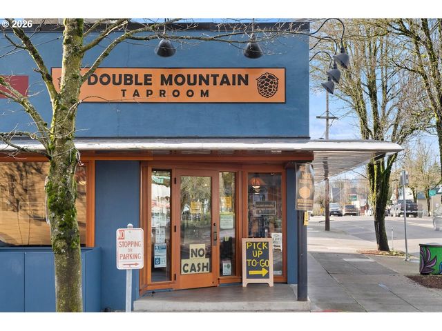 5807 Se TOLMAN St, Portland, OR 97206