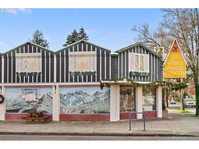 5807 Se TOLMAN St, Portland, OR 97206