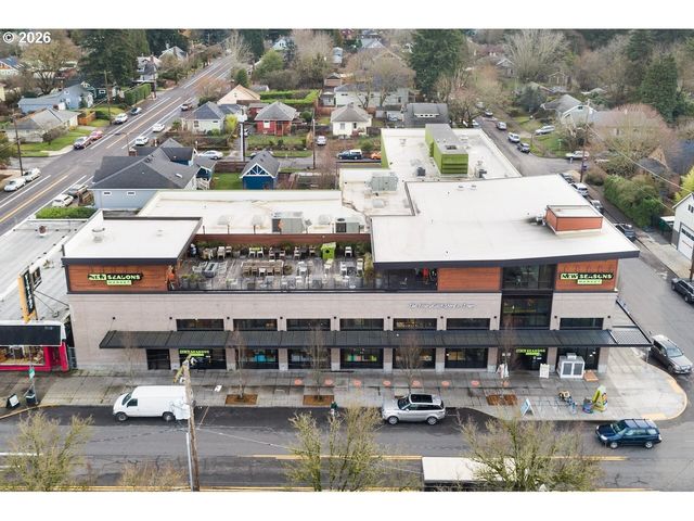 5807 Se TOLMAN St, Portland, OR 97206