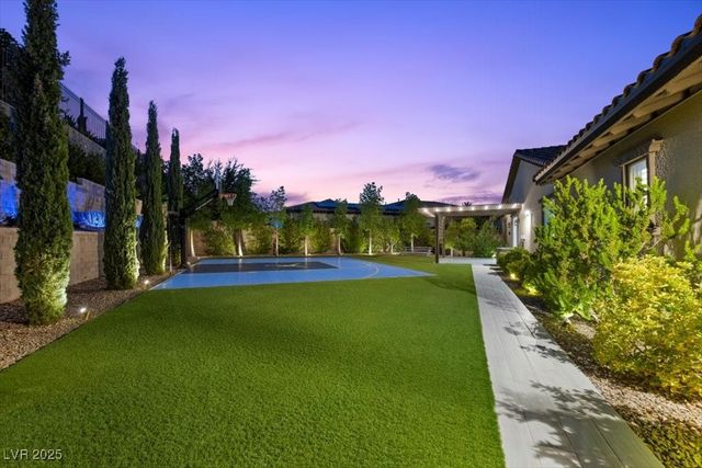 12119 Castilla Rain Avenue, Las Vegas, NV 89138