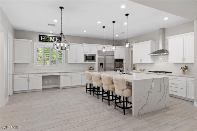 12119 Castilla Rain Avenue, Las Vegas, NV 89138