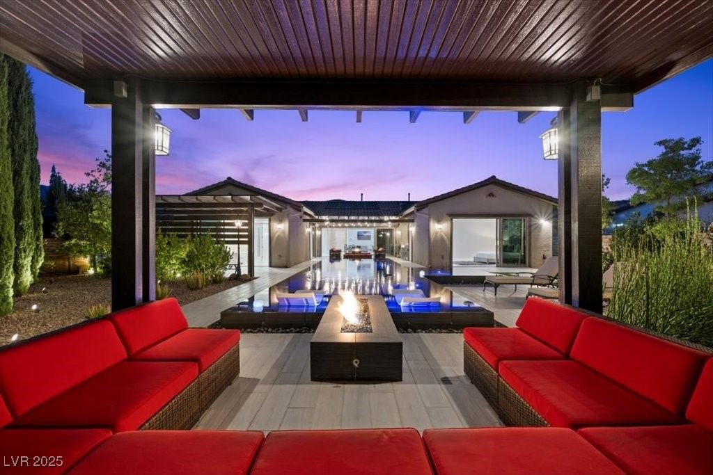 12119 Castilla Rain Avenue, Las Vegas, NV 89138