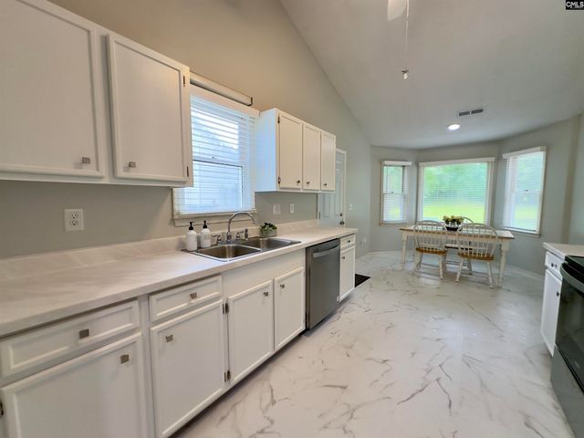 125 Fleetwood Drive, Lexington, SC 29073