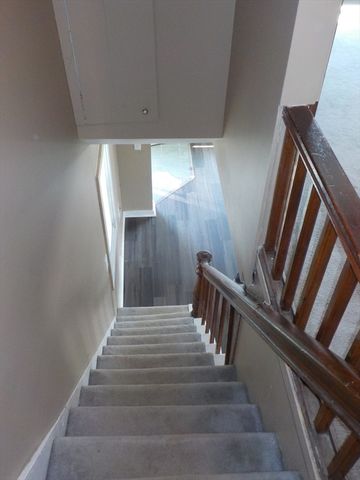 85 Maplewood Ave, Swansea, MA 02777