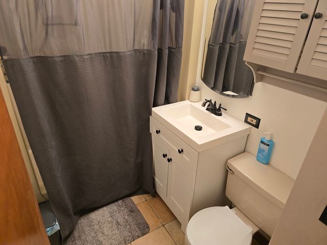 14348 Kolmar Avenue, Midlothian, IL 60445