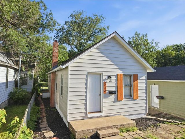 713 Dakota Street, Leavenworth, KS 66048