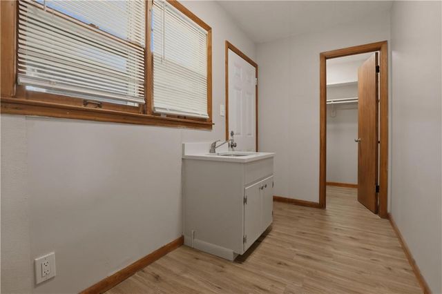 713 Dakota Street, Leavenworth, KS 66048