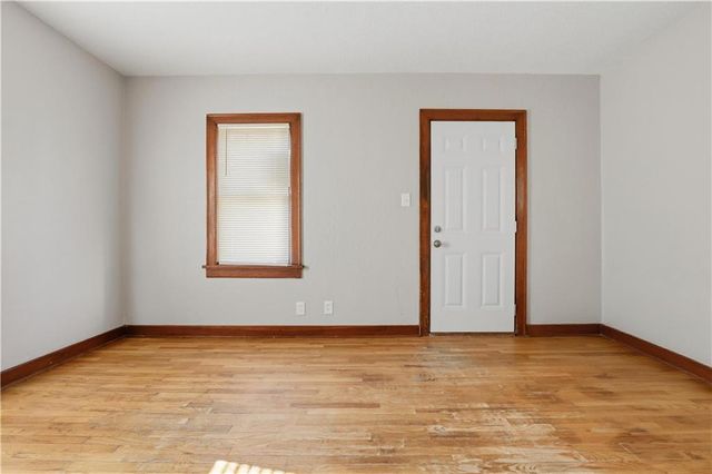713 Dakota Street, Leavenworth, KS 66048