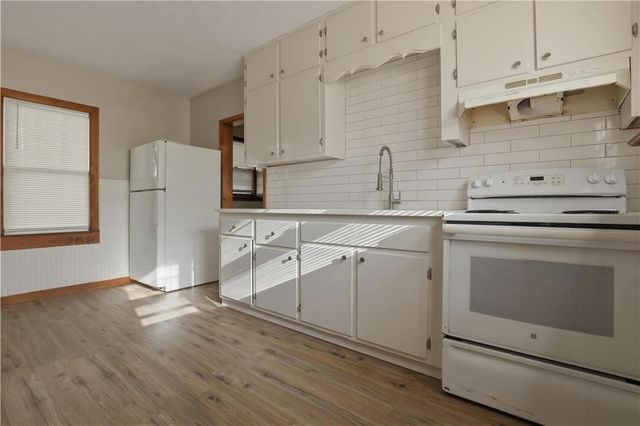 713 Dakota Street, Leavenworth, KS 66048