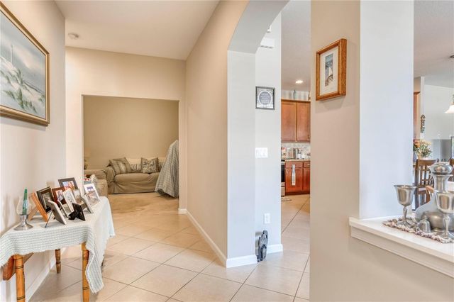 11008 SW Winding Lakes Circle, Port St. Lucie, FL 34987